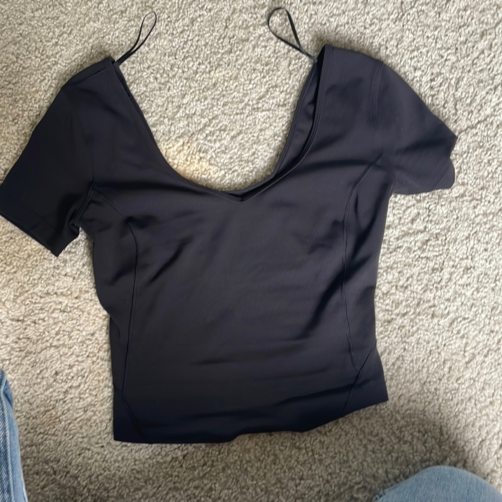 Lulu Lemon, Size 4, Black tee shirt